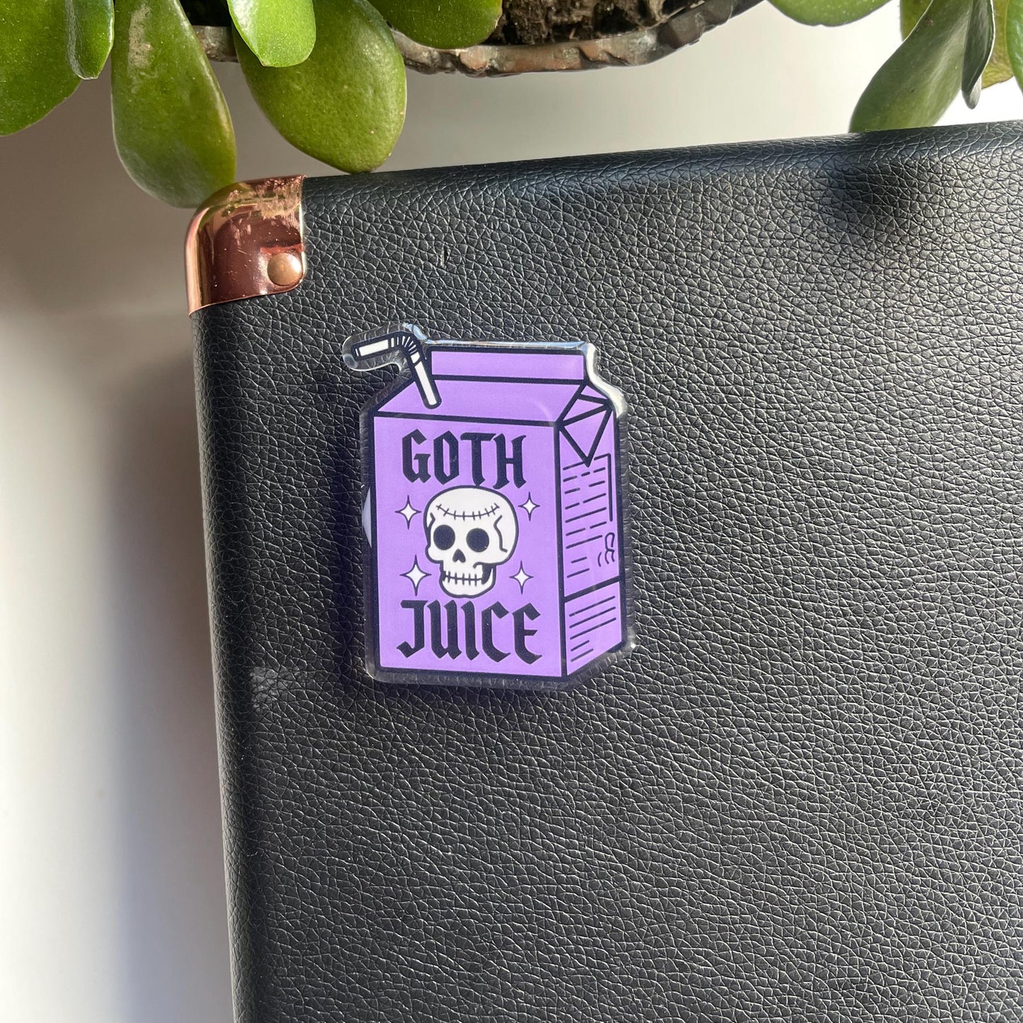 Goth Juice E-Reader Grip | Magnetic Compatible