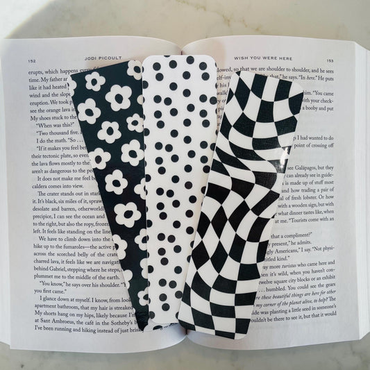 Monochrome Bloom Bookmark Set