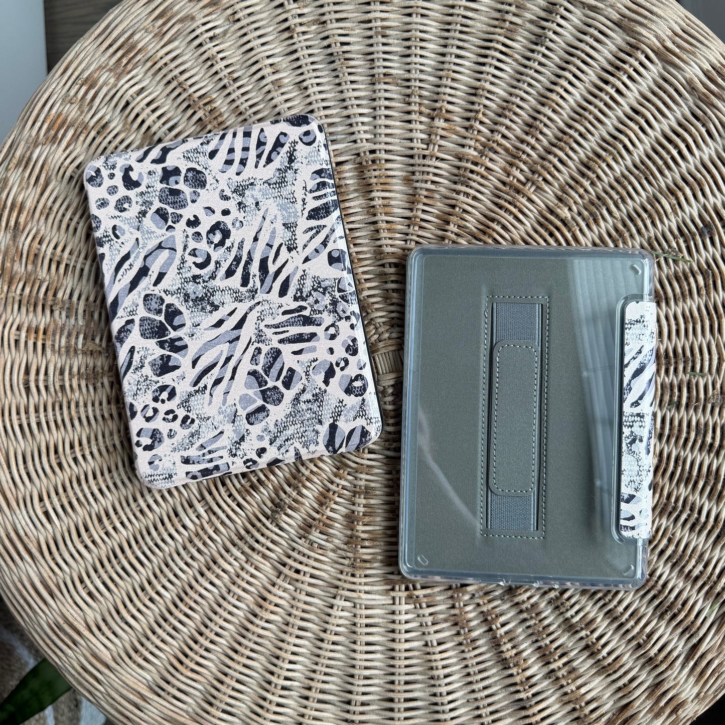 Wild Thing Black & Cream Jungle Kindle Case | Full or Clear Back